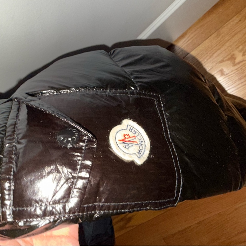 Black Puffer Jacket - Picture 5 of 6